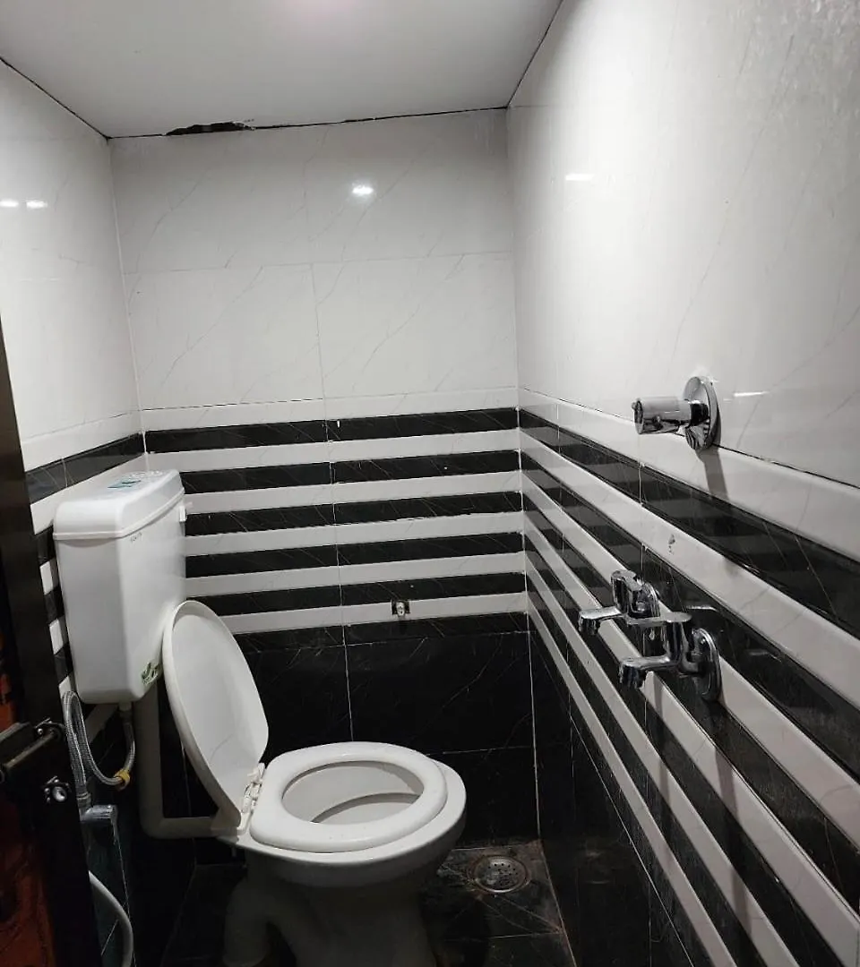 Maa Tara Ac Home Stay Waranasi Kwatera prywatna